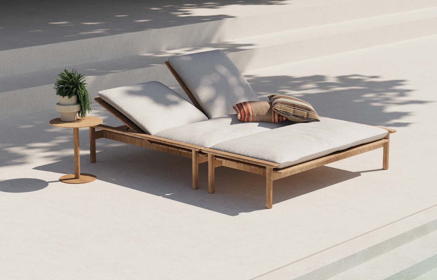 Maddalena day bed beside the pool.