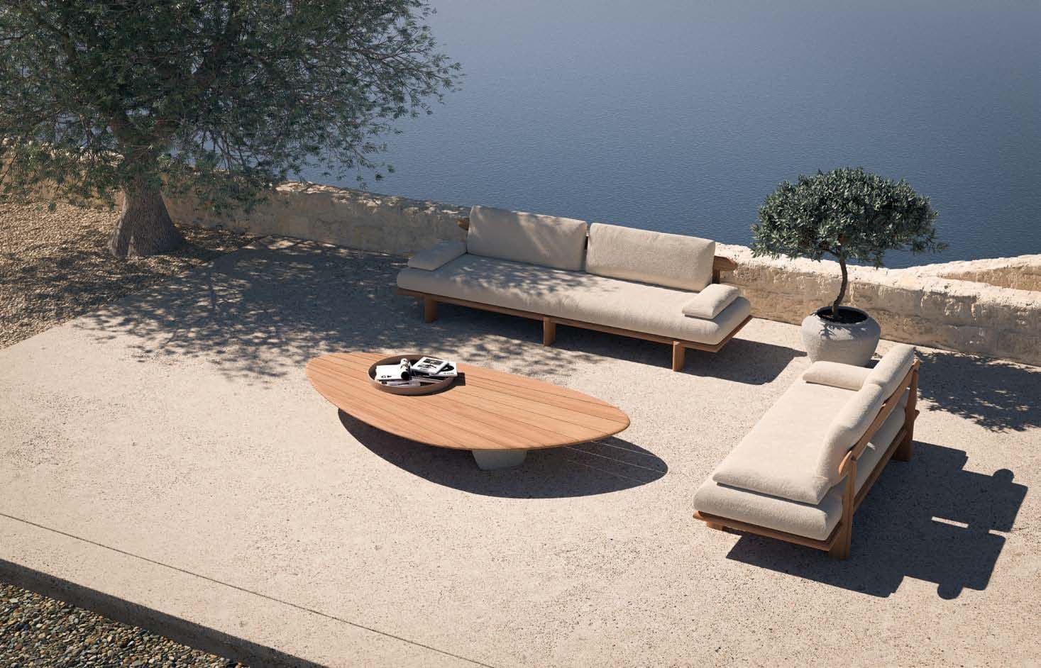 Livorno lounge with Sorrento lounge table.