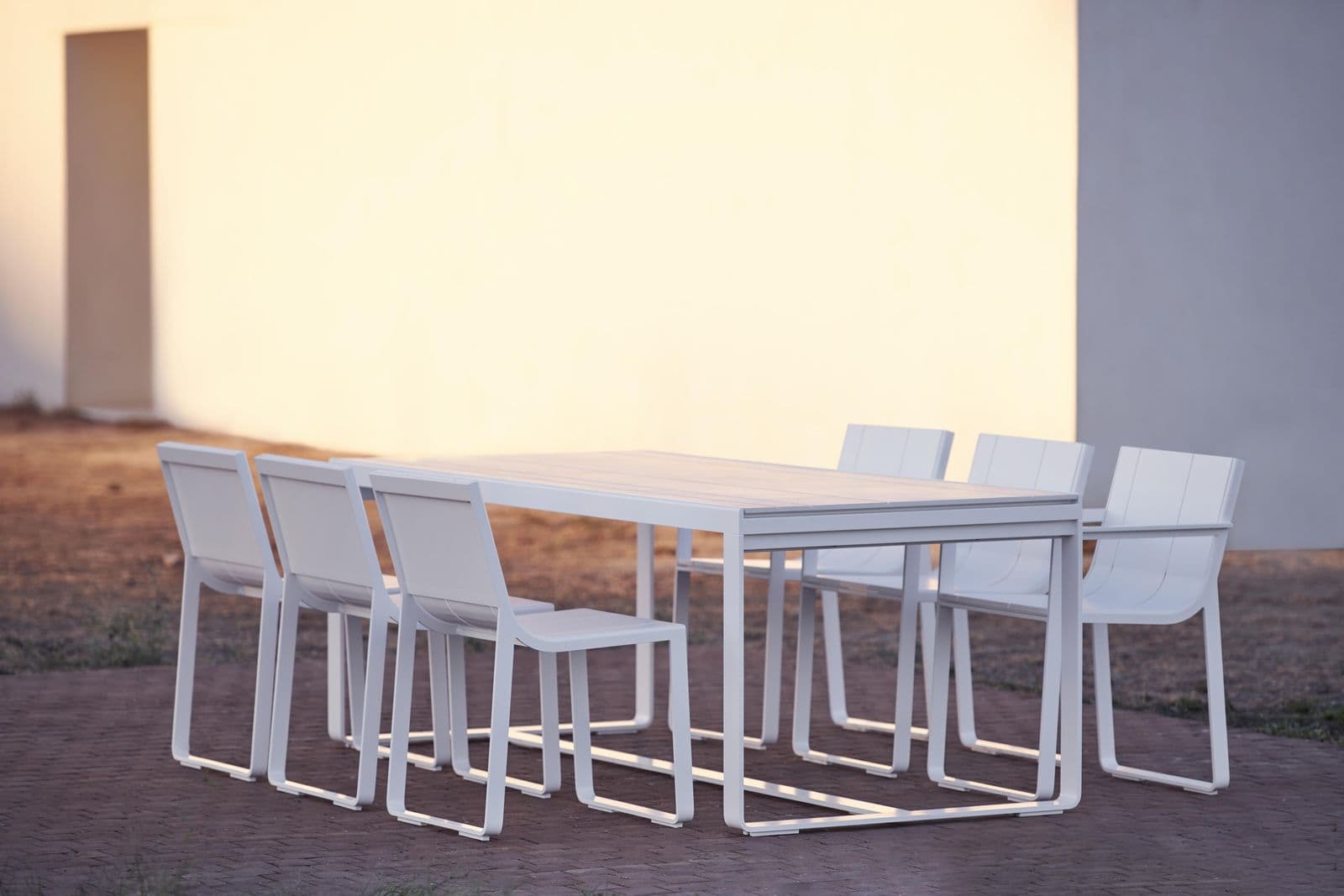 Flat dining table 270 with dining chairs, white.