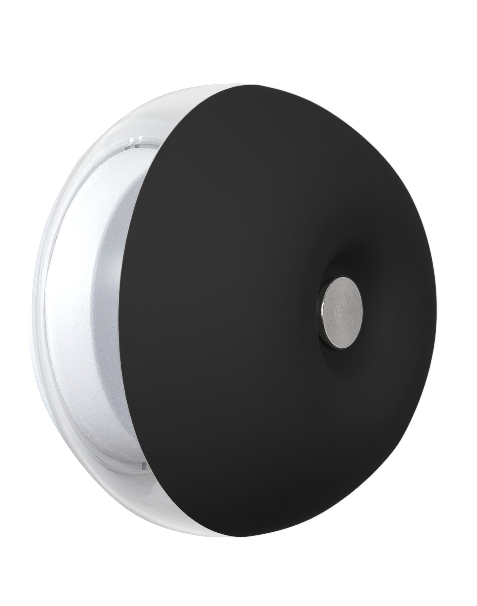 T-Cotta wall light in black.