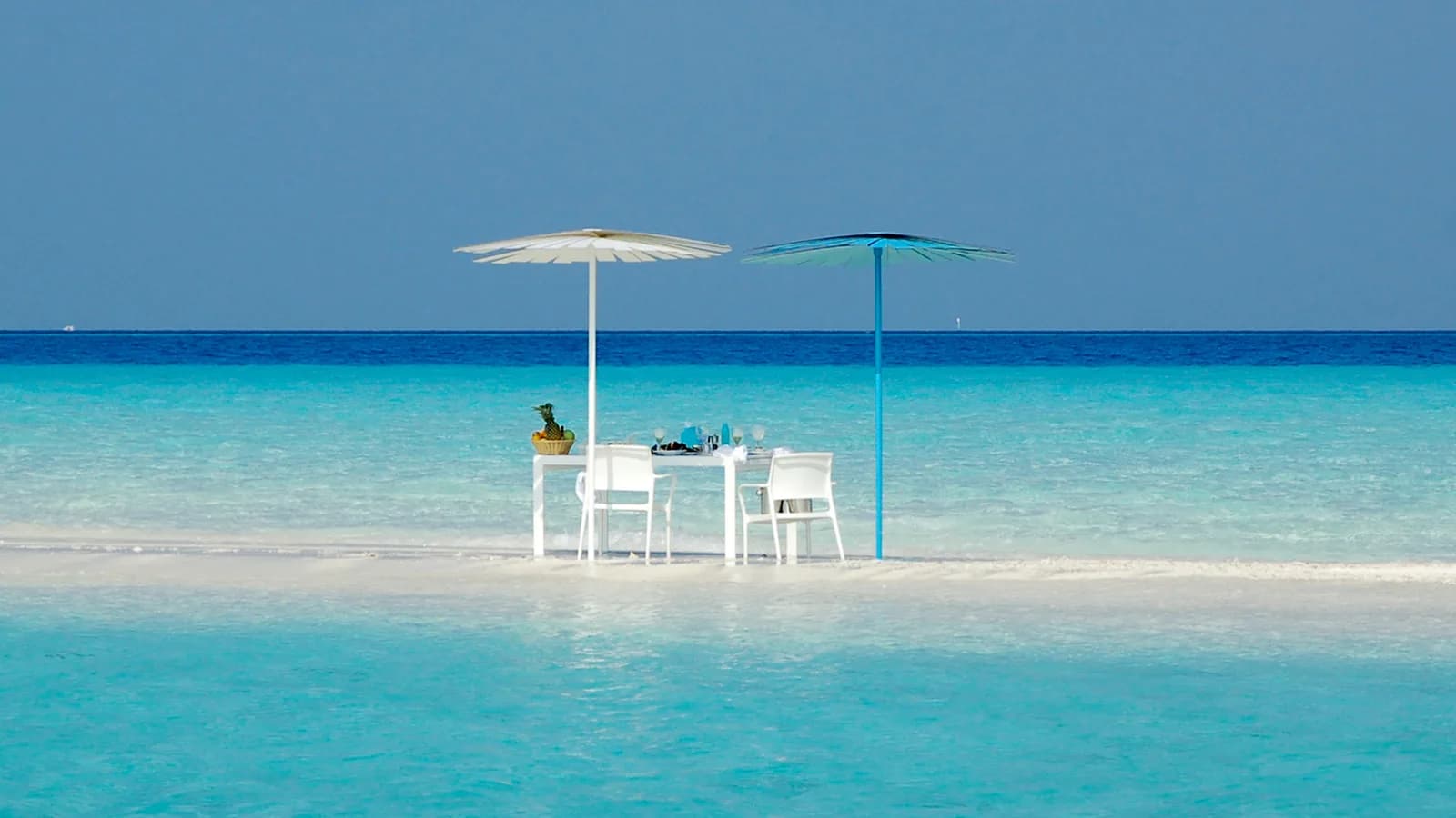 Gandiablasco Azalea Cruise, installation project in Maldives