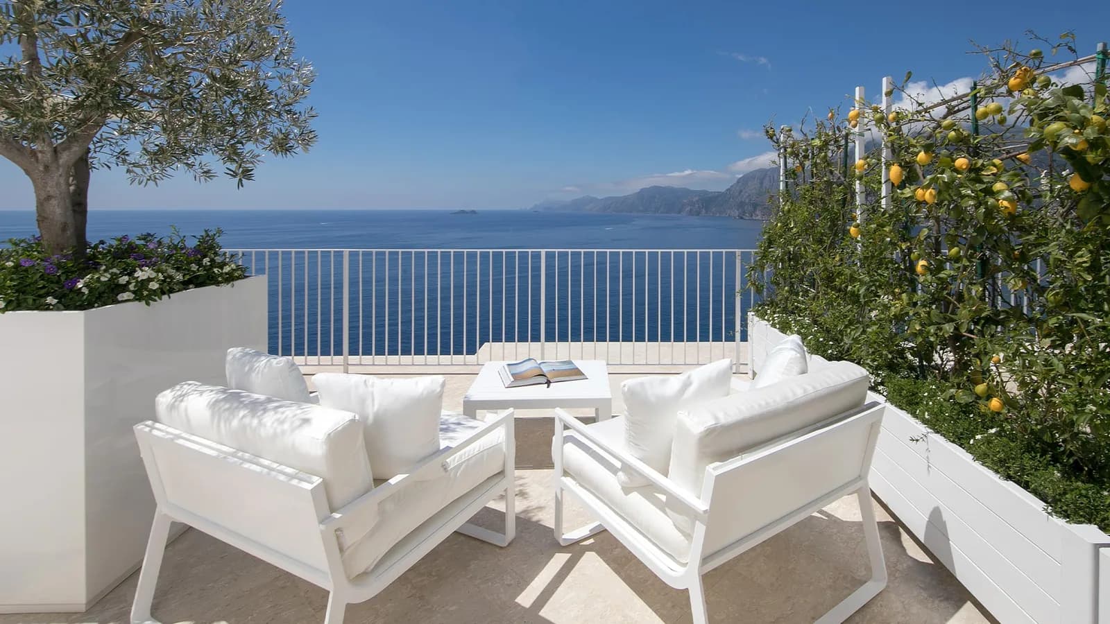 Gandiablasco Casa Angelina, hospitality project in Praiano, Italy