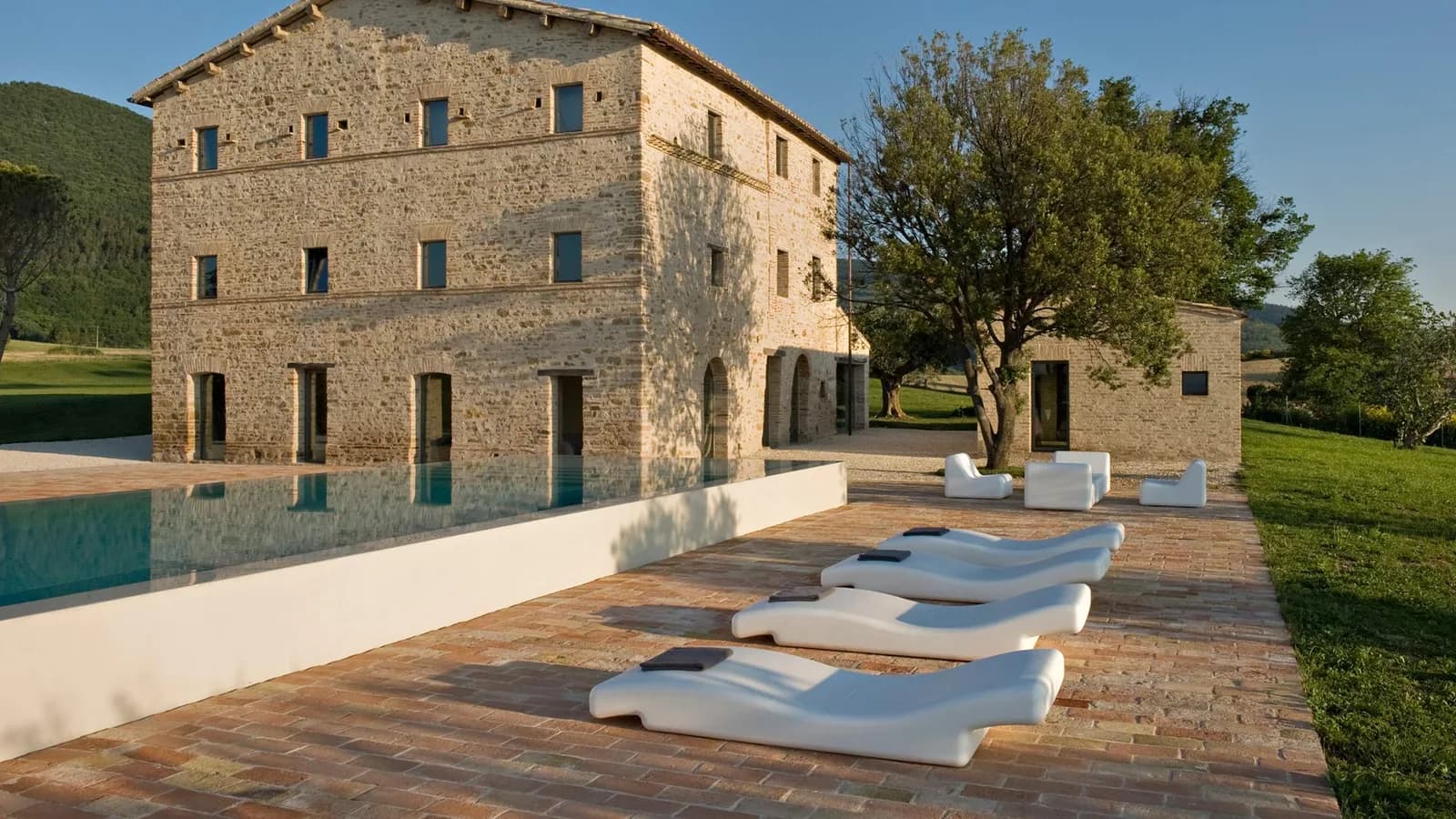 Gandiablasco Casa Olivi, residential project in Le Marche, Italy