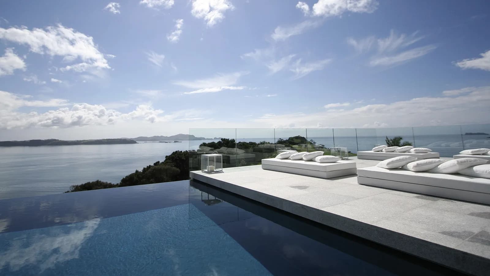 Gandiablasco Eagles Nest, hospitality project in Bay of Islands, New Zealand