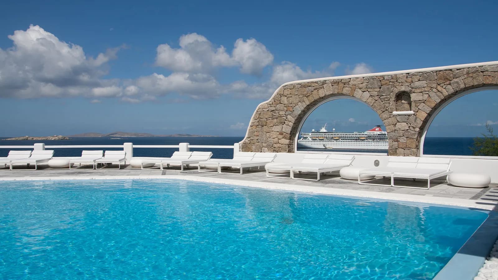 Gandiablasco Kouros Hotel & Suites, hospitality project in Mykonos, Greece