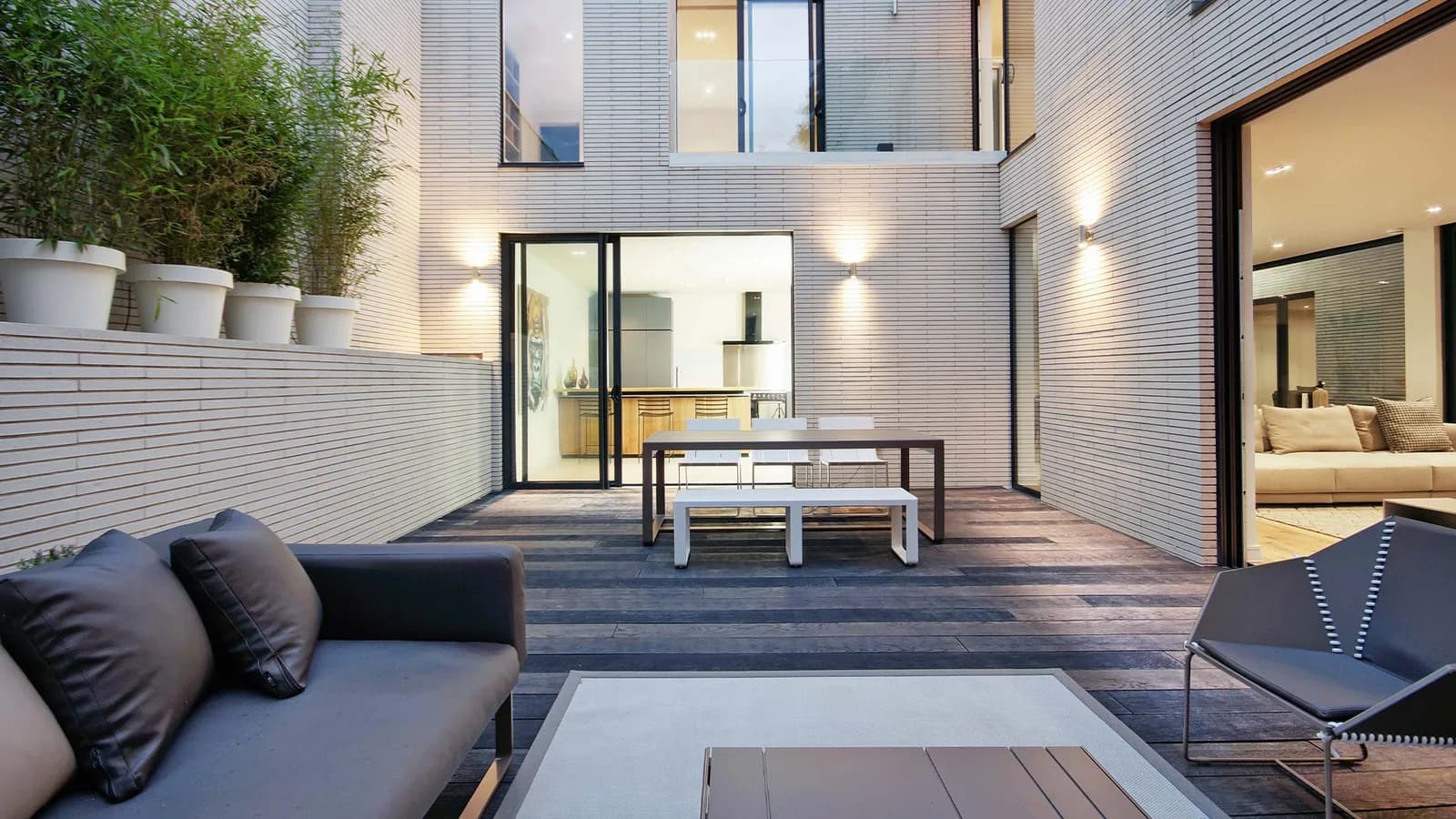 Gandiablasco Plum Tree Mews, residential project in London, England