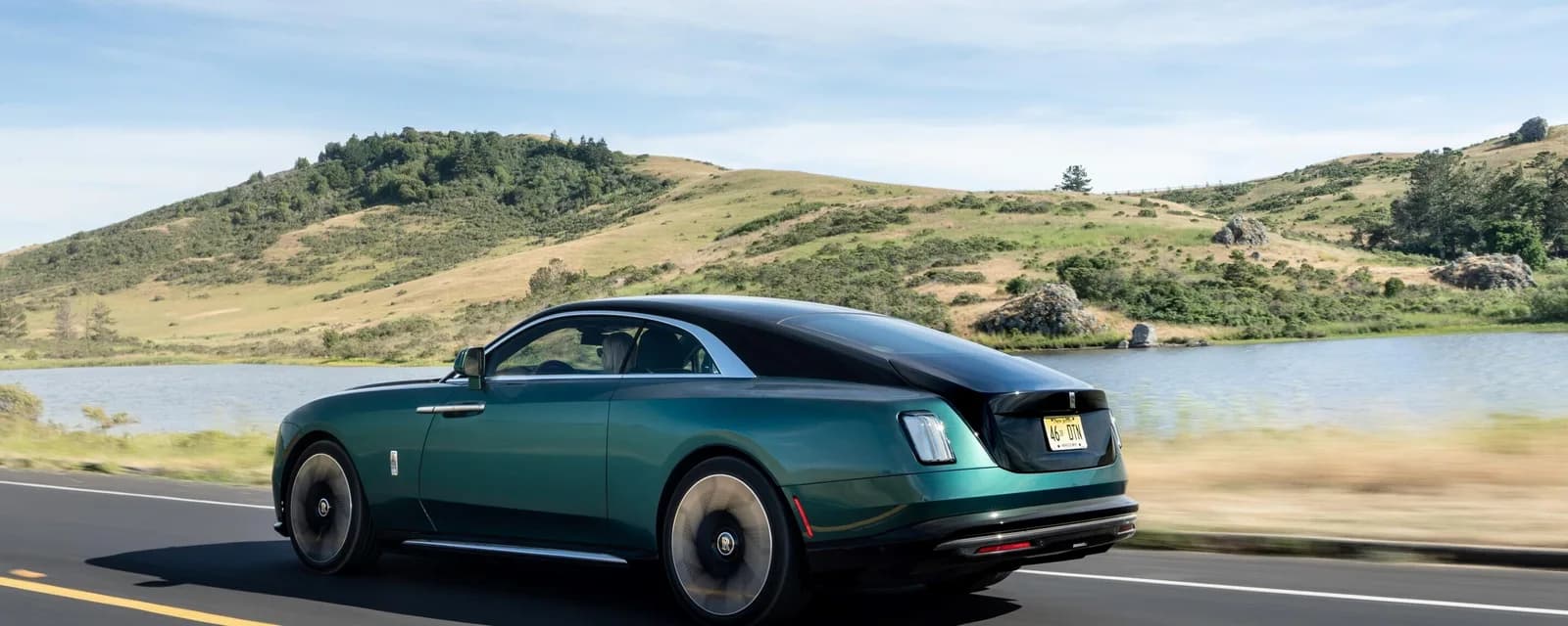 Manutti On a roll with Rolls-Royce, project in London, United Kingdom