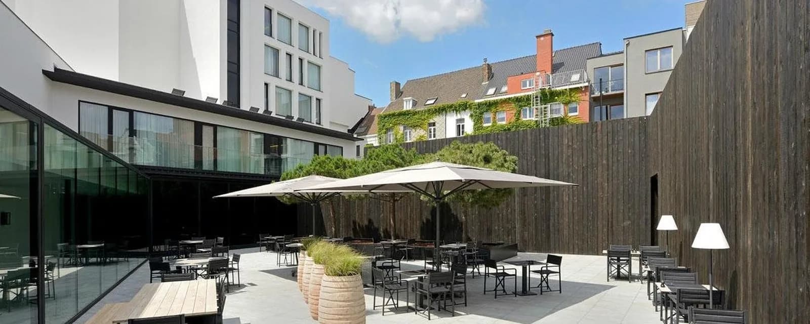Manutti Parkhotel Kortrijk, hospitality project in Kortrijk, Belgium