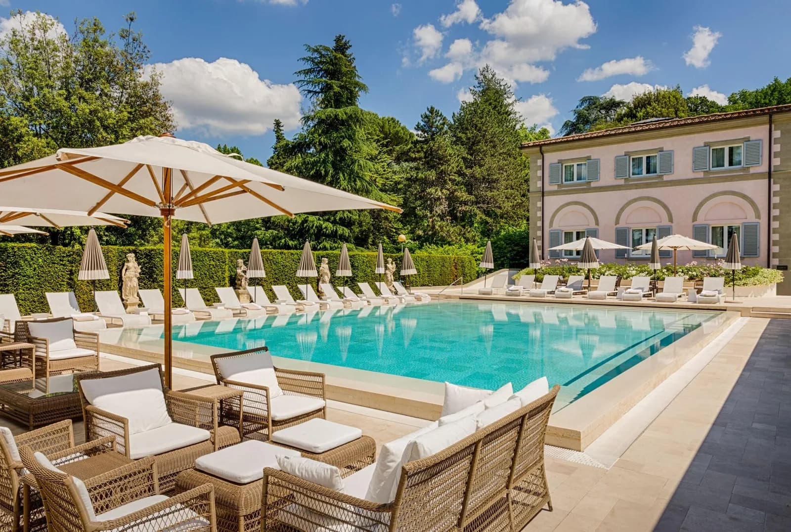 Manutti Villa Cora, residential project in Florence, Italy
