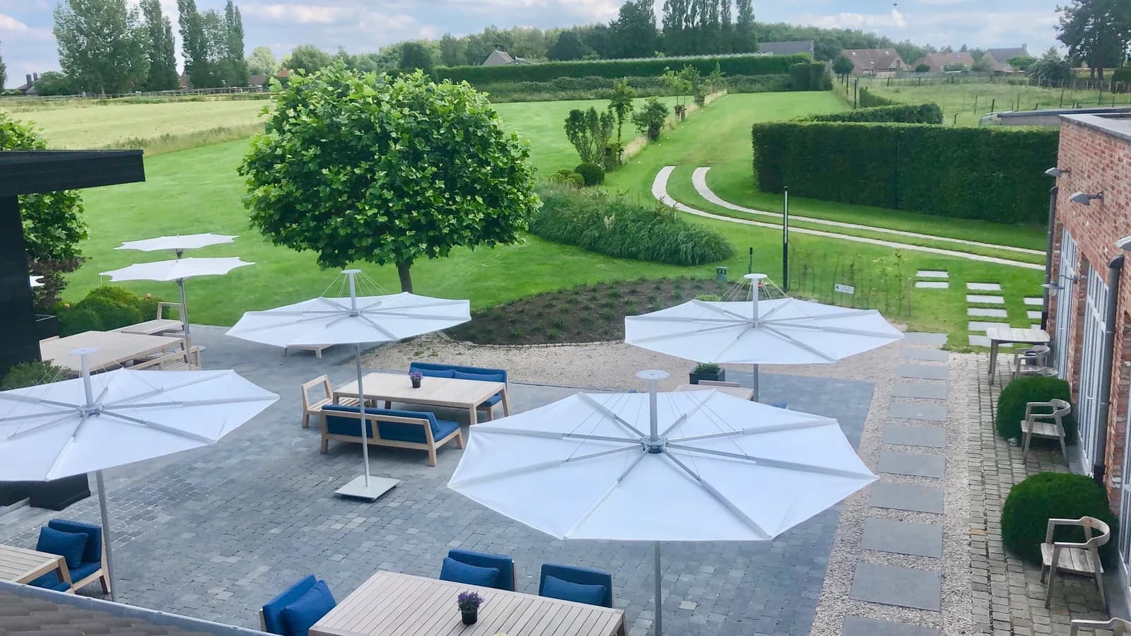 Umbrosa Restaurant 'De Zilte Zoen' ǀ Belgium, hospitality project in Belgium