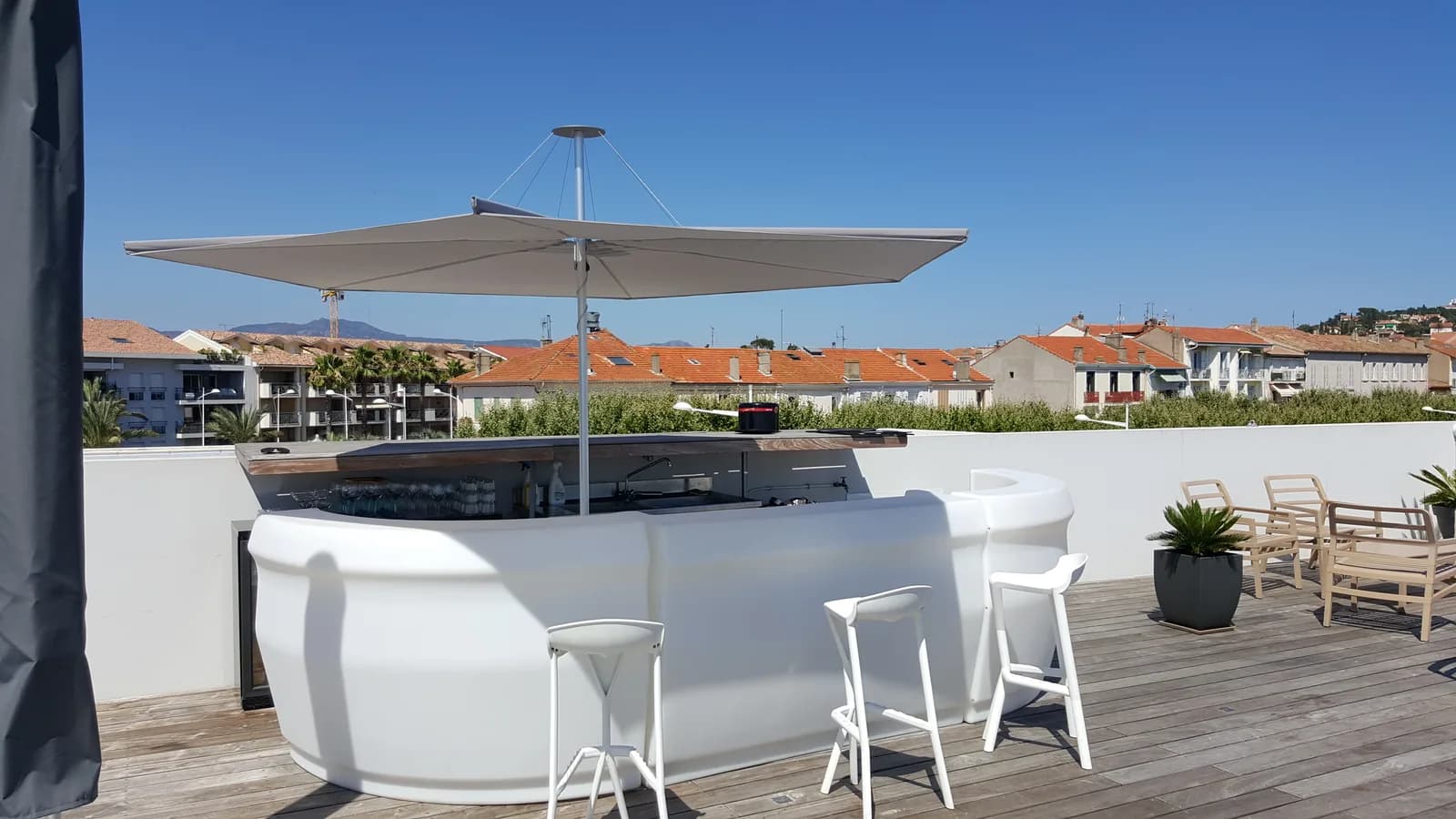 Umbrosa Restaurant Stéphane Leger, Saint-Raphaël, France, hospitality project in Saint-Raphaël, France